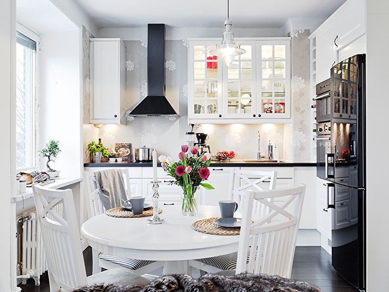White wallpaper for the kitchen