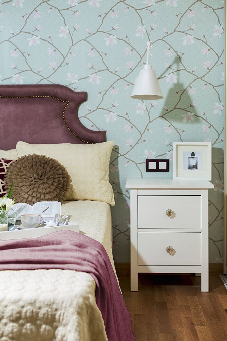 Lilac with green - The combination of colors in the interior