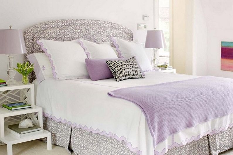 Lilac color in the bedroom interior - Design photo