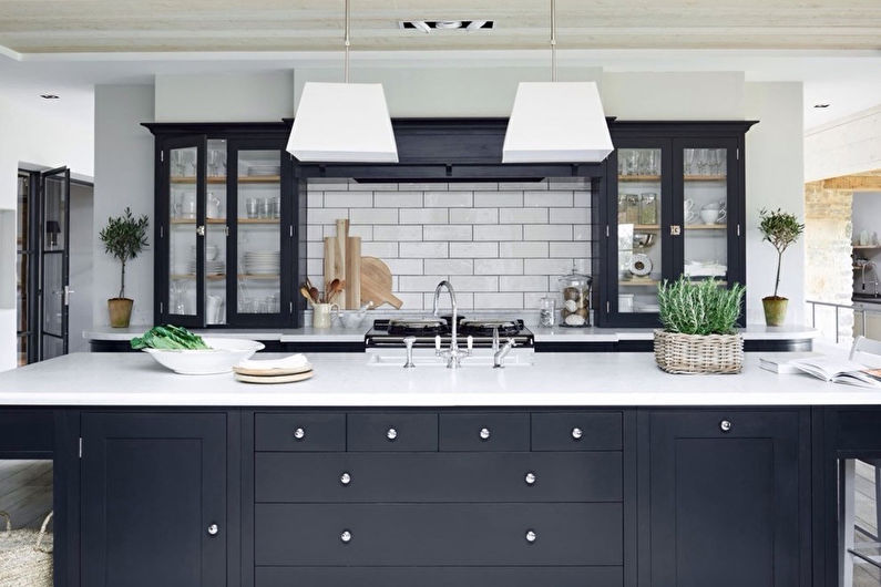 Thiết kế nội thất nhà bếp 20 m2. - Hình chụp