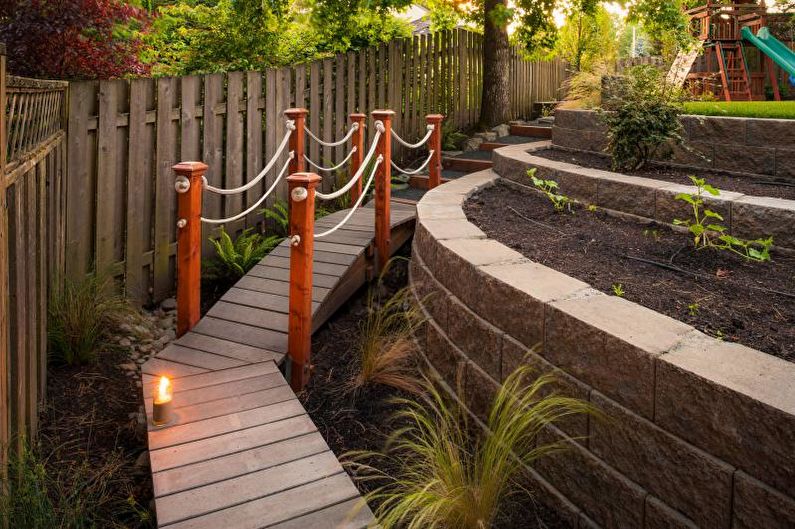 Wooden fences for a private house - photo