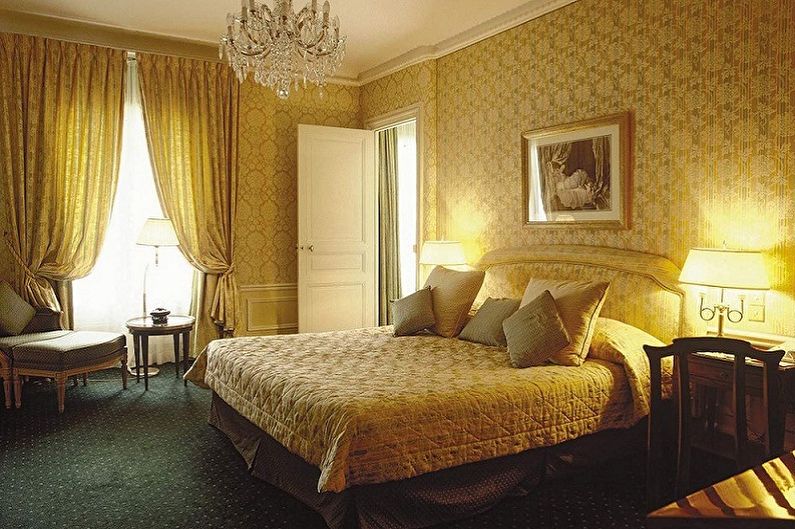 Wallpaper for the bedroom - photo
