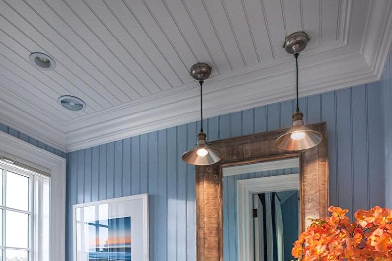 Bathroom design 5 sq.m. - ceiling decoration