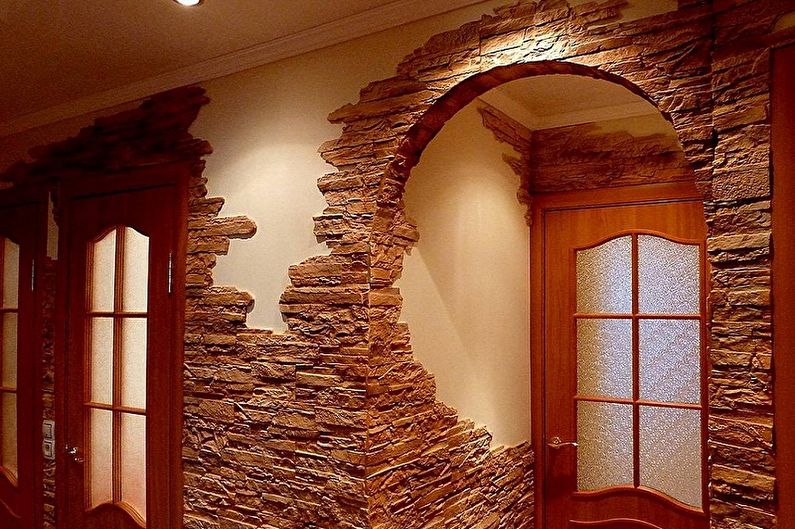 Decorative stone in the interior of the hallway