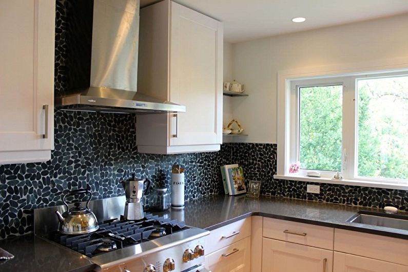 Decorative stone in the interior of the kitchen