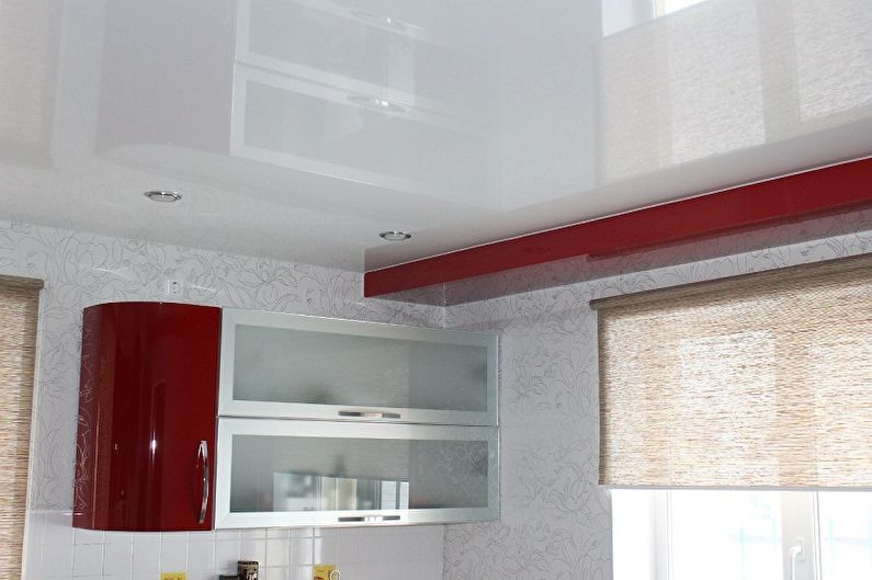 Kitchen design 4 sq.m. - ceiling decoration