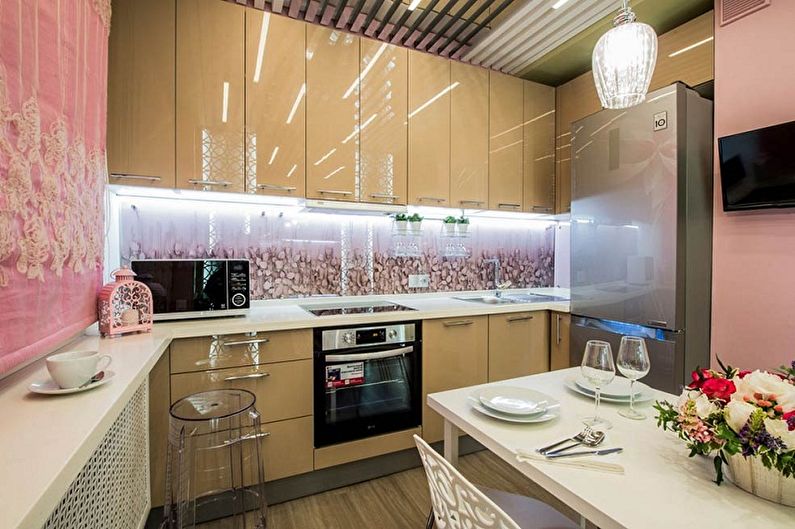 Small Kitchen Design - Wall Decoration