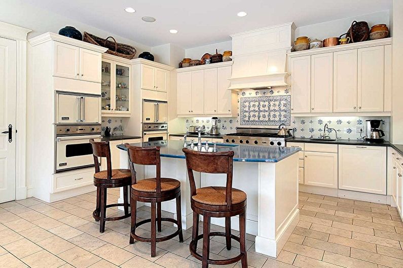 Provence Style Kitchen Design - Ceiling Finish