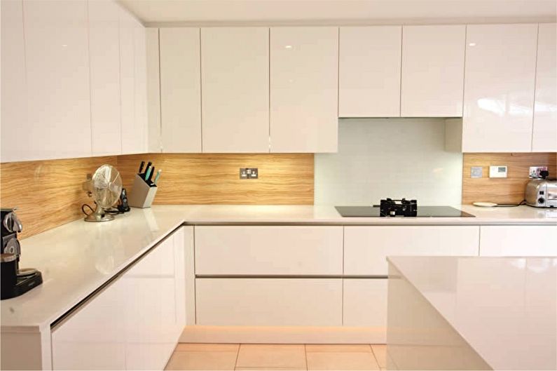 Decorating the kitchen wall - PVC panels
